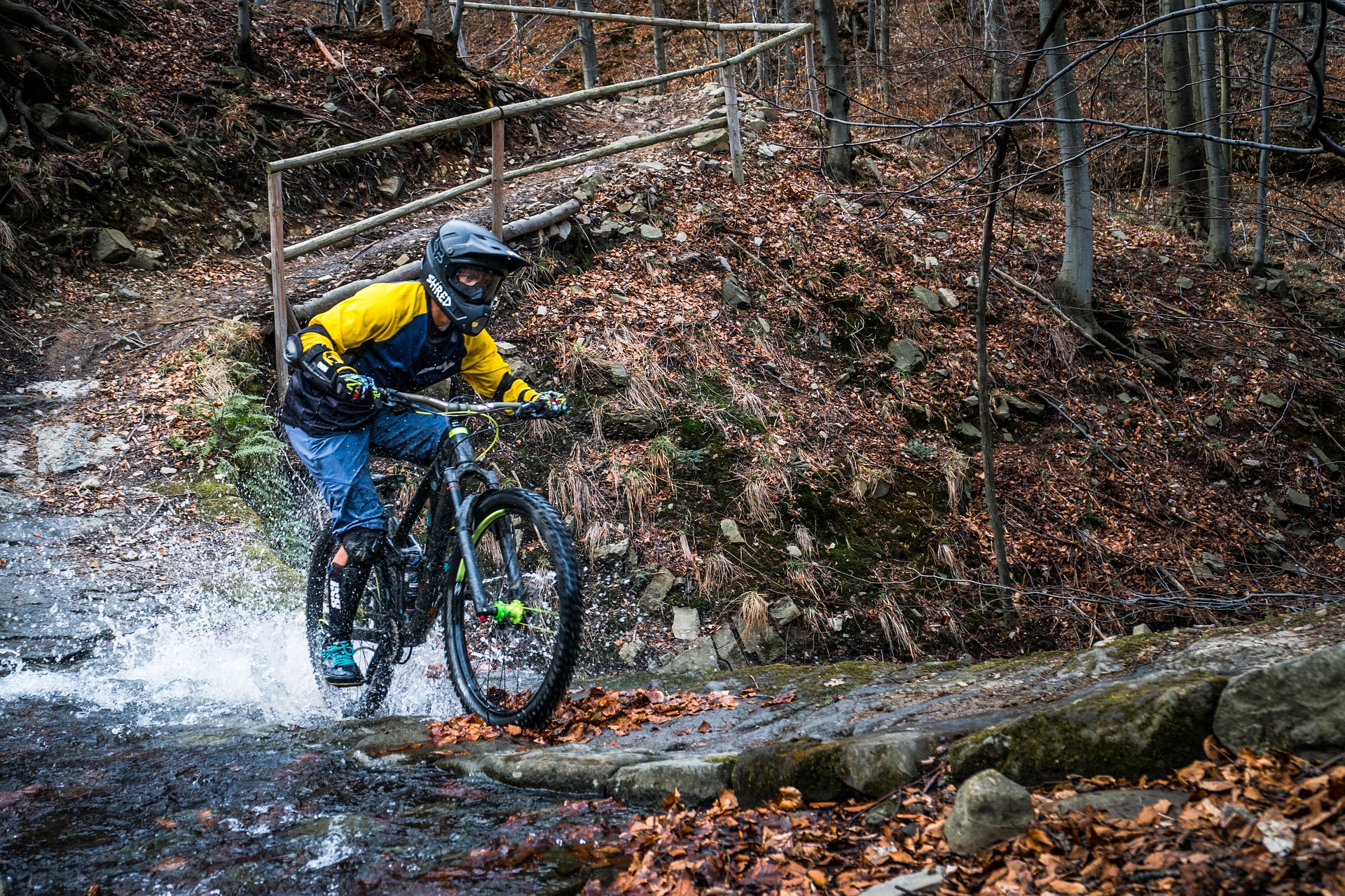 Advanced Techniques for Riding Technical Trails on E-MTBs