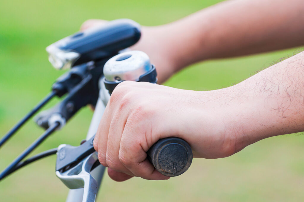 Handcycling