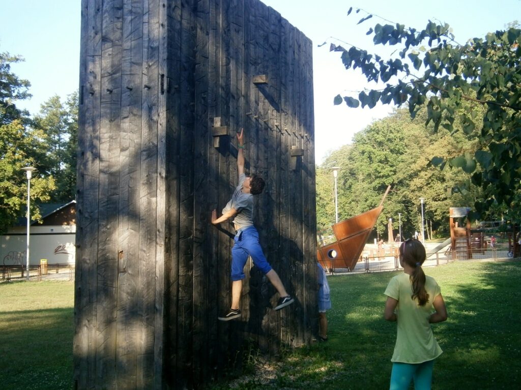 Social media in Parkour