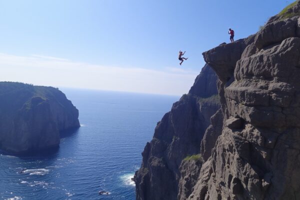 How to Prepare Your Body and Mind for Your First Cliff Diving Slide