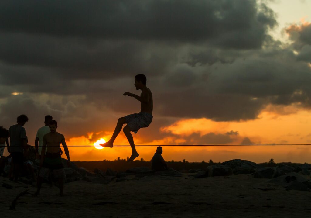 Understand the Basics of Slacklining